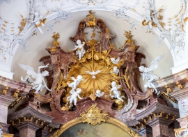 Kloster_Benediktbeuern-1720_Geistliches Zentrum.jpg