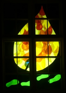 Adventsfenster 30.11. auf 1.12.: Flamme des 1. Advents 