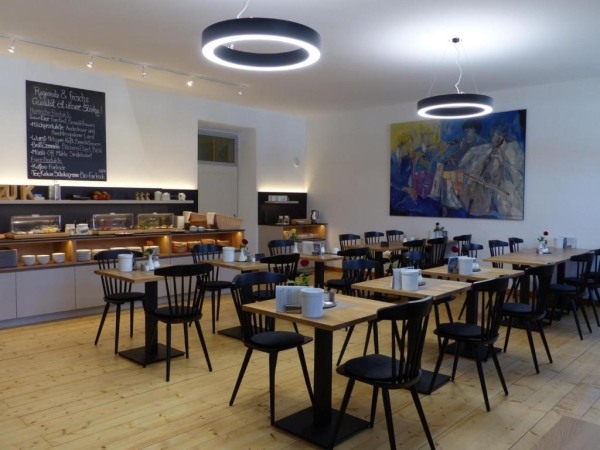 668670569_Fr&uuml;hst&uuml;cksraum Maierhof.jpg