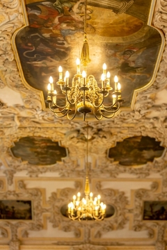 Kunst und Krempel im Barocksaal im Kloster Benediktbeuern 2023